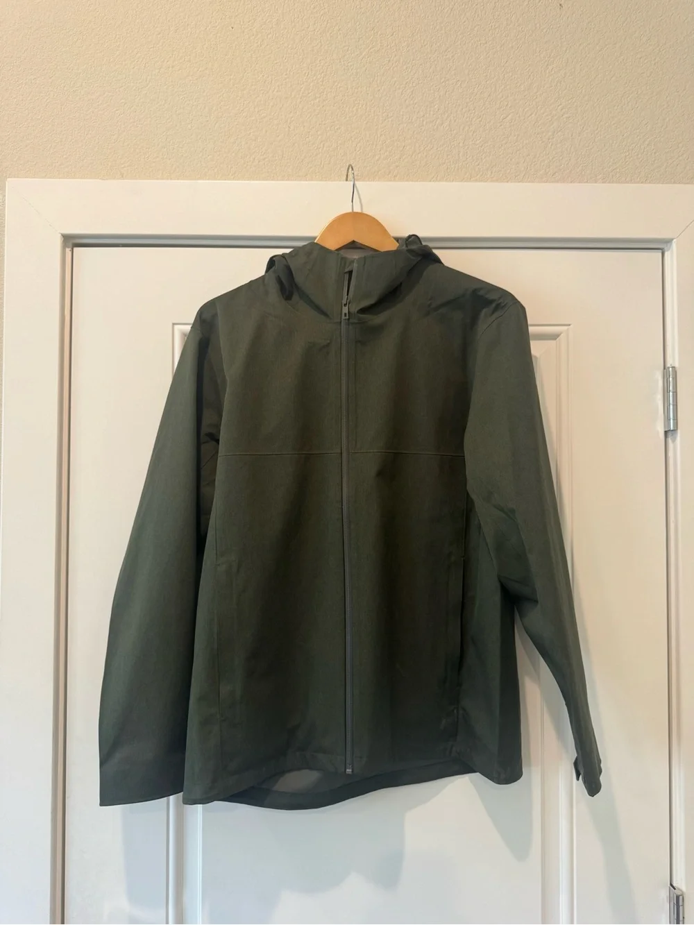 Grey Uni-qlo rain jacket